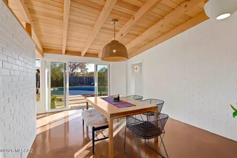 Dining - 2350 E Hampton St, Tucson, AZ 85719 photo 3 of 3