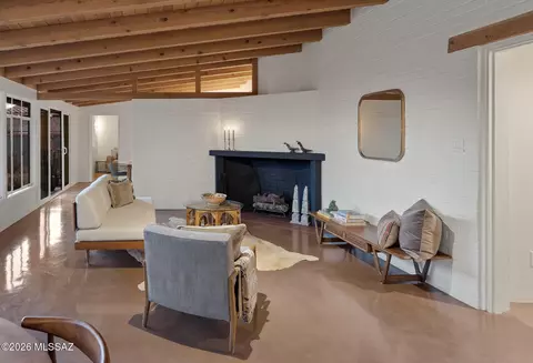 Living - 2350 E Hampton St, Tucson, AZ 85719 photo 2 of 3