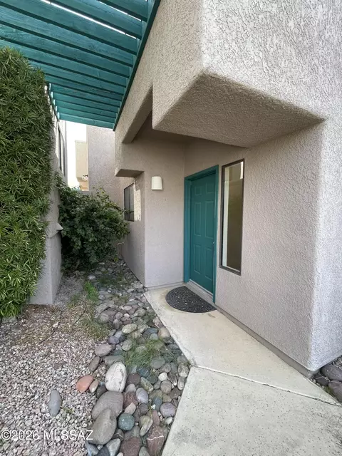 4998 N Valle Rd, Tucson, AZ 85750