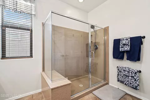 Bath - 13773 E Carruthers St, Vail, AZ 85641 photo 2 of 3