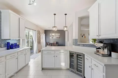 Kitchen - 5952 E Sanderling Dr, Tucson, AZ 85756 photo 11 of 12