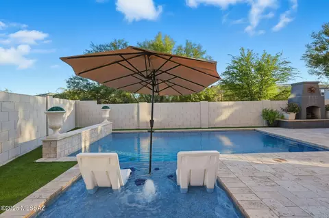 Exterior - 5952 E Sanderling Dr, Tucson, AZ 85756 photo 3 of 9