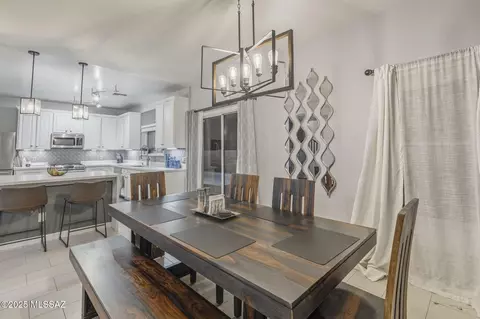 Dining - 5952 E Sanderling Dr, Tucson, AZ 85756 photo 2 of 3