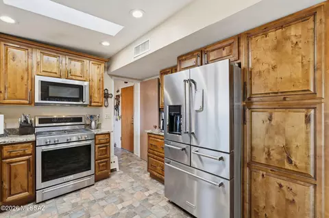 Kitchen - 9045 E 7th St, Tucson, AZ 85710 photo 1 of 4