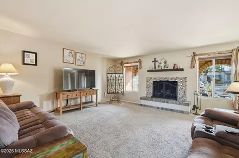 Living - 9045 E 7th St, Tucson, AZ 85710 photo 4 of 4