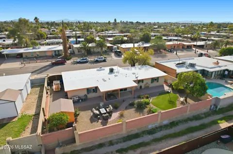 View/Area - 9045 E 7th St, Tucson, AZ 85710 photo 6 of 6
