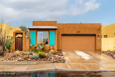 403 N Brook Park Dr, Tucson, AZ 85710