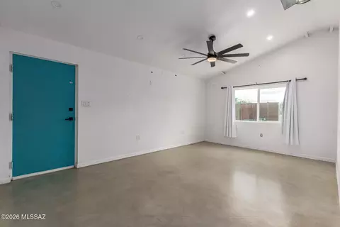 Living - 1025 E 28th St, Tucson, AZ 85713 photo 1 of 1