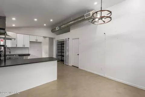 Other - 1025 E 28th St, Tucson, AZ 85713 photo 2 of 14