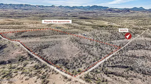 14017 W Jalisco Rd, Arivaca, AZ 85601