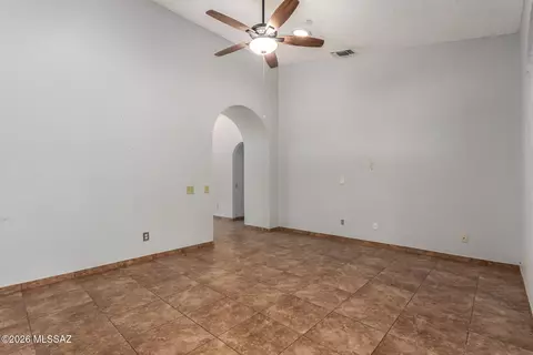 Living - 5331 W Eaglestone Loop, Tucson, AZ 85742 photo 1 of 6