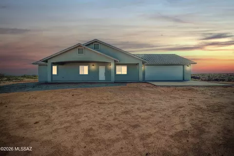 1550 S Canyon Overlook Trail Trl, Benson, AZ 85602
