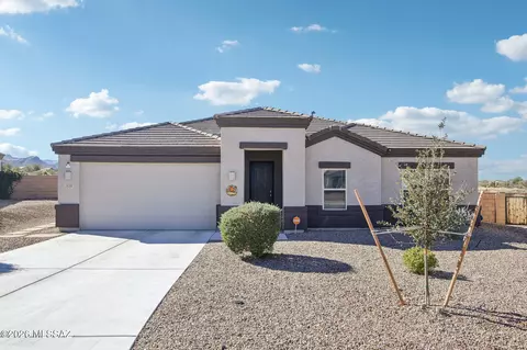 335 W Aberdeen St, Vail, AZ 85641