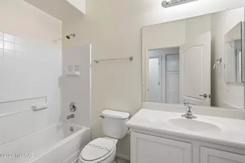 Bath - 12549 E Red Canyon Pl, Vail, AZ 85641 photo 1 of 2