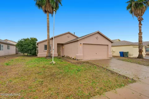 Exterior - 6412 E David Dr, Tucson, AZ 85730 photo 2 of 6