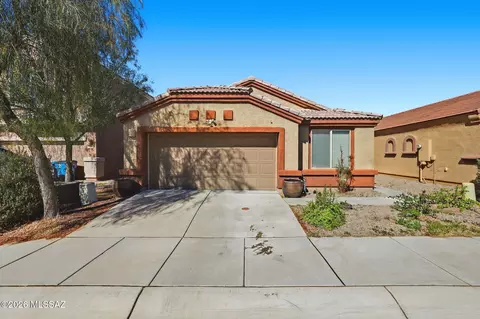 8763 N Black Pine Dr, Tucson, AZ 85743