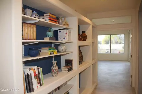 Entry Way - 2177 N Split Rock Pl, Tucson, AZ 85749 photo 3 of 3