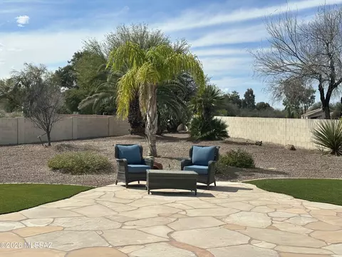 Exterior - 2177 N Split Rock Pl, Tucson, AZ 85749 photo 7 of 10