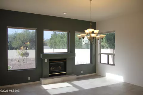 Living - 2177 N Split Rock Pl, Tucson, AZ 85749 photo 3 of 7