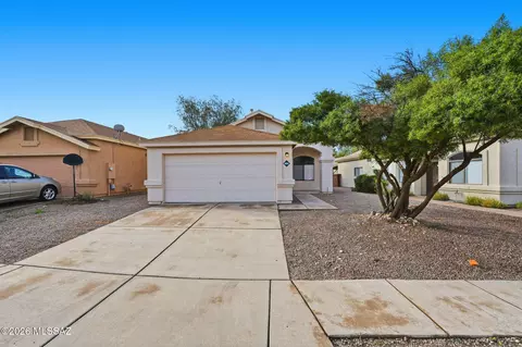 10032 E Via Del Fandango, Tucson, AZ 85747