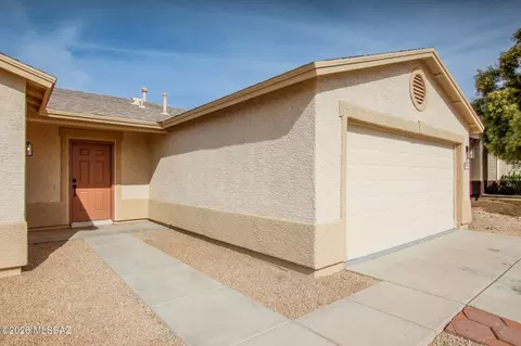 Exterior - 9999 E Deer Trl, Tucson, AZ 85748 photo 7 of 8