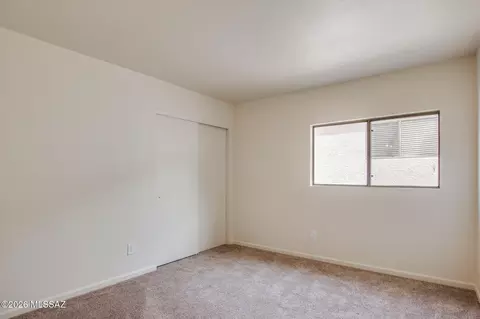 Bedroom - 9999 E Deer Trl, Tucson, AZ 85748 photo 6 of 7