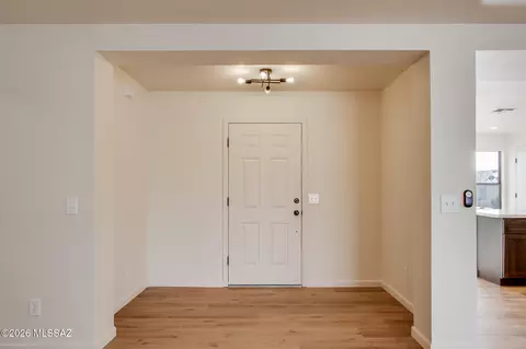Entry Way - 9999 E Deer Trl, Tucson, AZ 85748 photo 2 of 2