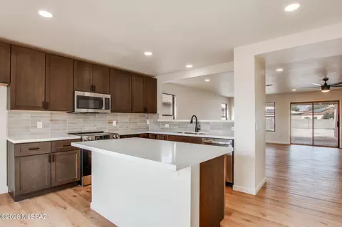 9999 E Deer Trl, Tucson, AZ 85748