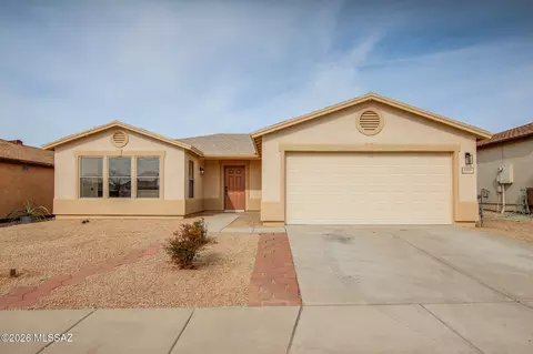 Exterior - 9999 E Deer Trl, Tucson, AZ 85748 photo 5 of 8