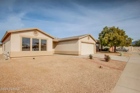 Exterior - 9999 E Deer Trl, Tucson, AZ 85748 photo 6 of 8