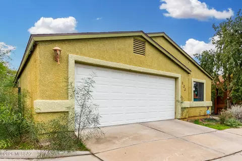 Exterior - 433 E Geronimo Bluff Loop, Tucson, AZ 85705 photo 4 of 8