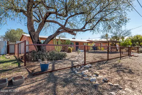 2214 N Richey Blvd, Tucson, AZ 85716