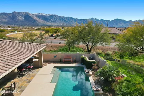 39952 S Hollywood Way, Tucson, AZ 85739