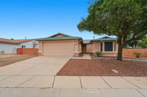 8690 N Moison Dr, Tucson, AZ 85742