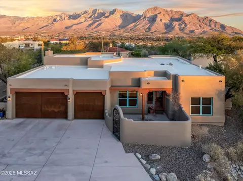 1105 W Moonlit Pl, Oro Valley, AZ 85737