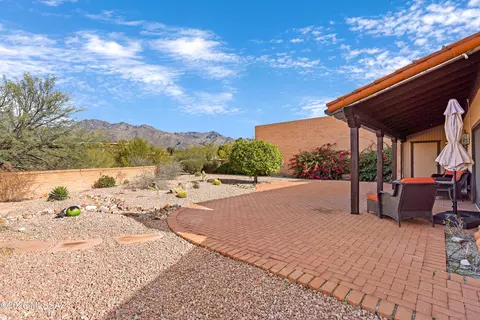 Exterior - 6441 Via Algardi, Tucson, AZ 85750 photo 6 of 14