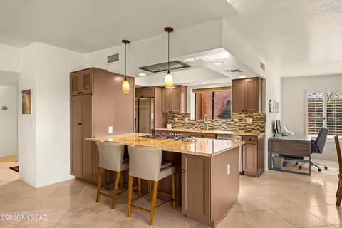 Kitchen - 6441 Via Algardi, Tucson, AZ 85750 photo 1 of 5