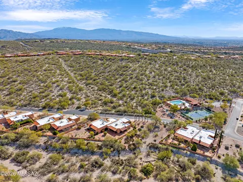 View/Area - 6441 Via Algardi, Tucson, AZ 85750 photo 7 of 7