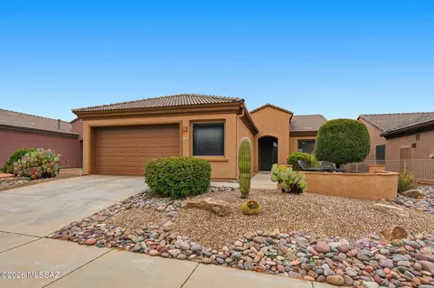 1962 W Acacia Bluffs Dr, Green Valley, AZ 85622