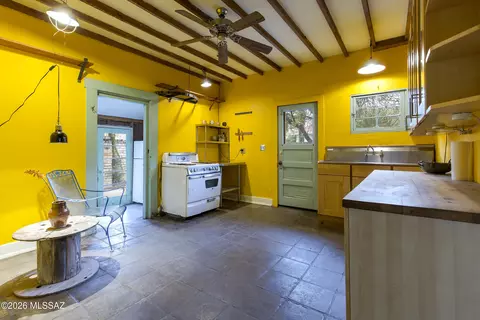 Kitchen - 114 E 5th St, Tucson, AZ 85705 photo 2 of 4