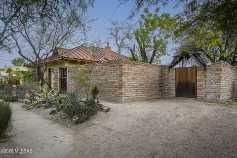 Exterior - 114 E 5th St, Tucson, AZ 85705 photo 1 of 19