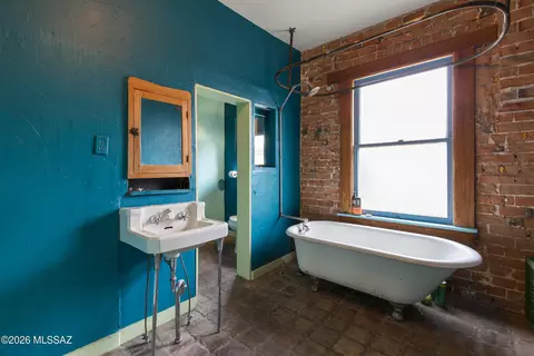 Bath - 114 E 5th St, Tucson, AZ 85705 photo 4 of 4