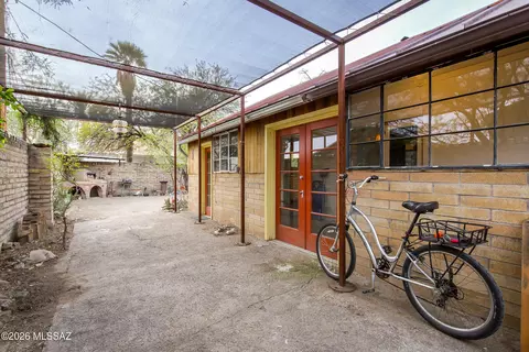 Exterior - 114 E 5th St, Tucson, AZ 85705 photo 16 of 19
