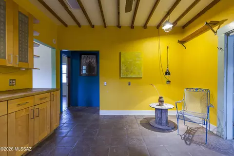 Entry Way - 114 E 5th St, Tucson, AZ 85705 photo 3 of 6