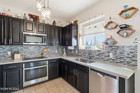 Kitchen - 10520 E Greek Dr, Tucson, AZ 85747 photo 1 of 4
