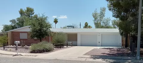 2125 S Avenida Planeta, Tucson, AZ 85710
