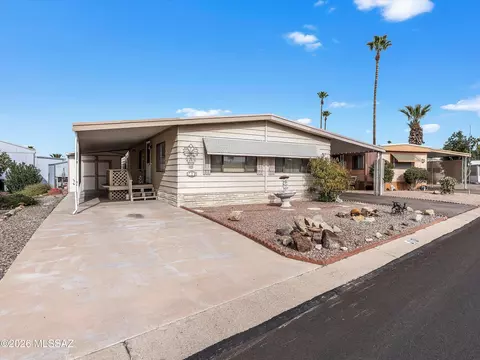 2305 W Ruthrauff Rd #J10, Tucson, AZ 85705