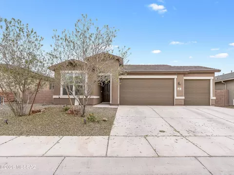 10857 W Sarabella Dr, Marana, AZ 85653