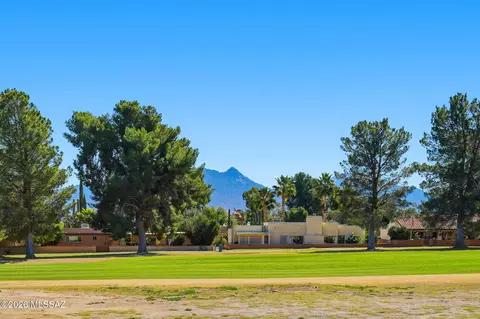 1340 N Placita Parasol, Green Valley, AZ 85614