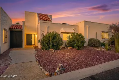6363 N Orange Tree Dr, Tucson, AZ 85704